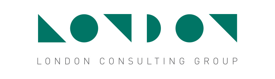 Logotipo de London Consulting Group con la palabra "LONDON" en formas geométricas verdes estilizadas y "LONDON CONSULTING GROUP" en letras mayúsculas grises debajo.